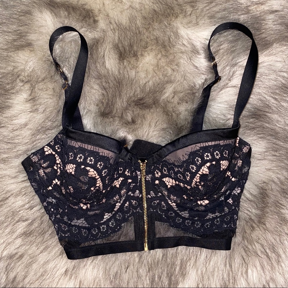 Victoria’s Secret long lined bustier 34C